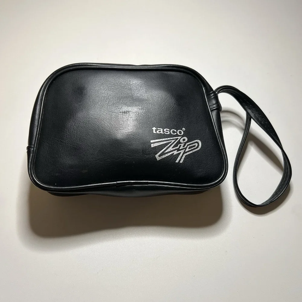 TASCO Zip 2001 Binoculars‎ w/Soft Case, 7x35mm Wide Angle, 500 Ft/1000 Yds.